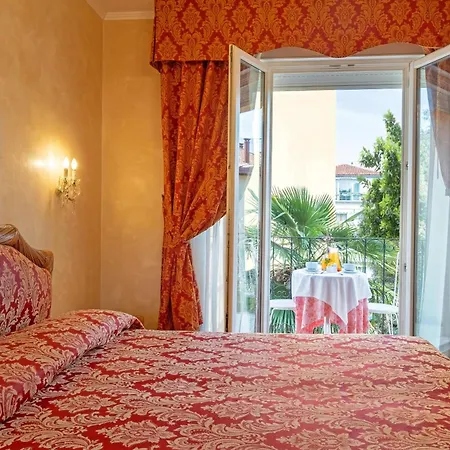 Hotel Rigel 3*
