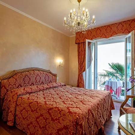Rigel Hotel 3*