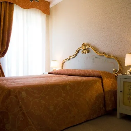 Hotel Rigel 3*