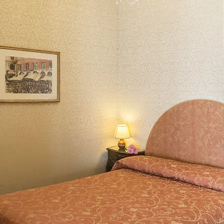 Hotel Rigel 3*