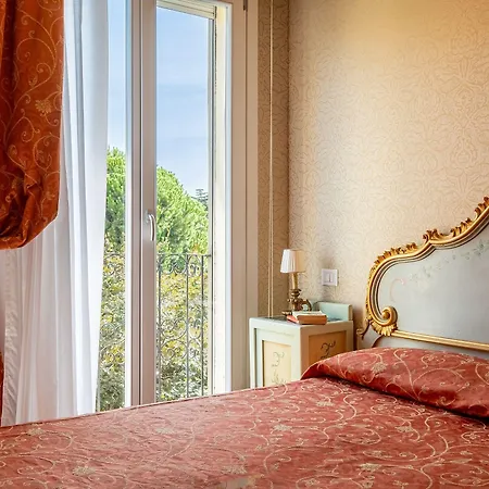 Rigel Hotel 3*